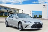 Used 2019 Lexus ES 350 Ultra Luxury image 2