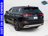 Used 2023 Mitsubishi Outlander SE Black Edition image 5