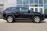 Used 2021 Toyota RAV4 XLE image 4