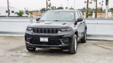 Used 2023 Jeep Grand Cherokee Laredo image 4
