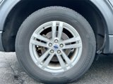 Used 2022 Ford Explorer XLT w/ Equipment Group 202A image 3