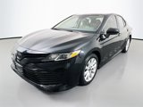 Used 2020 Toyota Camry LE image 3