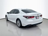 Used 2022 Toyota Camry LE image 4