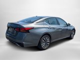 Used 2023 Nissan Altima 2.5 SV image 3