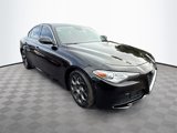 Used 2017 Alfa Romeo Giulia image 4