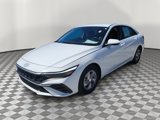 Certified 2024 Hyundai Elantra SE image 4