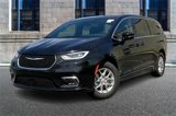 New 2025 Chrysler Pacifica Select image 2