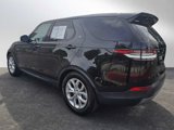 Used 2018 Land Rover Discovery SE image 3