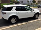 Used 2017 Land Rover Discovery Sport SE image 3