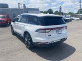Used 2020 Lincoln Aviator Reserve w/ Equipment Group 202A image 4