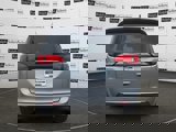 Used 2019 Chrysler Pacifica Touring Plus w/ Advanced Safetytec Group image 5
