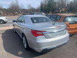 Used 2011 Chrysler 200 Limited image 4