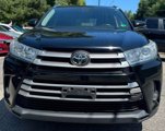 Used 2017 Toyota Highlander XLE image 3