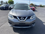 Used 2016 Nissan Rogue SV image 2