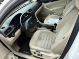 Used 2014 Volkswagen Passat 1.8T SEL Premium image 2