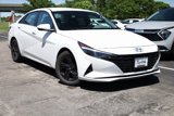 Used 2023 Hyundai Elantra SEL image 2