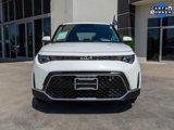 Used 2024 Kia Soul LX image 2