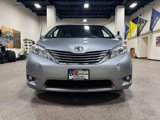 Used 2013 Toyota Sienna XLE image 2