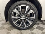 Certified 2022 Volvo XC60 B5 Momentum w/ Climate Package image 4