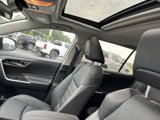 Used 2021 Toyota RAV4 XLE Premium image 5