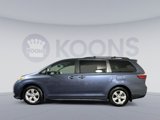 Used 2017 Toyota Sienna LE image 2