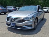 Used 2021 Volkswagen Jetta SE w/ SE Cold Weather Package image 4