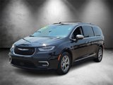Used 2023 Chrysler Pacifica Limited image 5