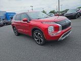 Used 2022 Mitsubishi Outlander SE image 3