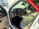 Used 2017 Jeep Grand Cherokee Laredo w/ Quick Order Package 2BE image 4
