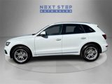 Used 2017 Audi Q5 2.0T Premium Plus w/ Technology Package image 4