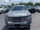 Used 2023 GMC Acadia SLT image 2