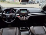 Used 2018 Honda Odyssey Touring image 3
