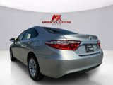 Used 2017 Toyota Camry LE image 3