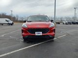 Used 2022 Ford Escape SE w/ SE Sport Appearance Package image 3