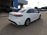 Used 2022 Toyota Corolla LE image 4