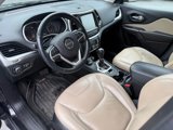 Used 2015 Jeep Cherokee Limited image 2