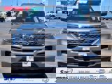 Used 2022 Ford Explorer XLT image 2