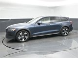 Used 2020 Volvo V60 T5 Cross Country image 4
