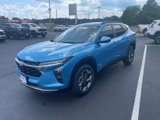 New 2025 Chevrolet Trax LT w/ LT Convenience Package image 3