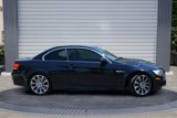 Used 2010 BMW M3 Convertible image 3