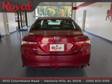 Used 2018 Toyota Camry SE image 3