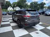 Used 2016 Toyota Highlander XLE image 4