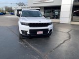 Used 2023 Jeep Grand Cherokee L Laredo image 3