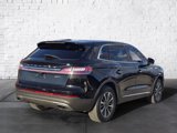 Used 2020 Lincoln Nautilus Reserve image 3