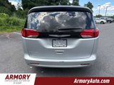 Used 2023 Chrysler Voyager LX image 5