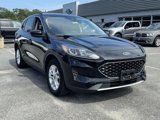 Used 2020 Ford Escape SE image 2