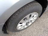 Used 2016 Toyota Camry LE image 2