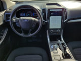 Used 2022 Ford Edge SE w/ Black Appearance Package image 4