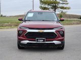 Used 2024 Chevrolet TrailBlazer LT image 2