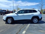 Used 2015 Jeep Cherokee Latitude image 2